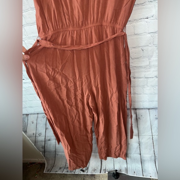 BRAND NWT Apt. 9 Dark Orange Long Romper size S - Picture 16 of 16